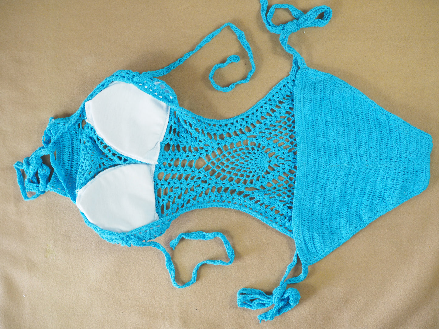 Maillot de bain une pièce tricoté à la main pour femme, ajouré et découpé, de marque