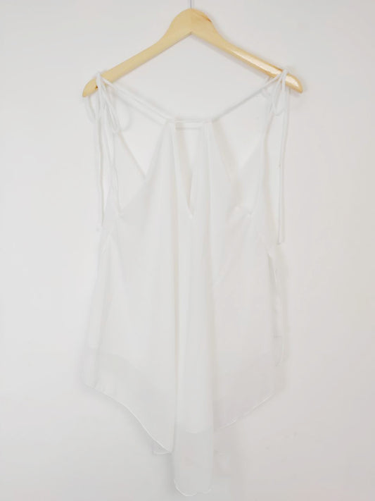 Conjunto de tres piezas de vestido de gasa blanco con chaqueta playera Seaside