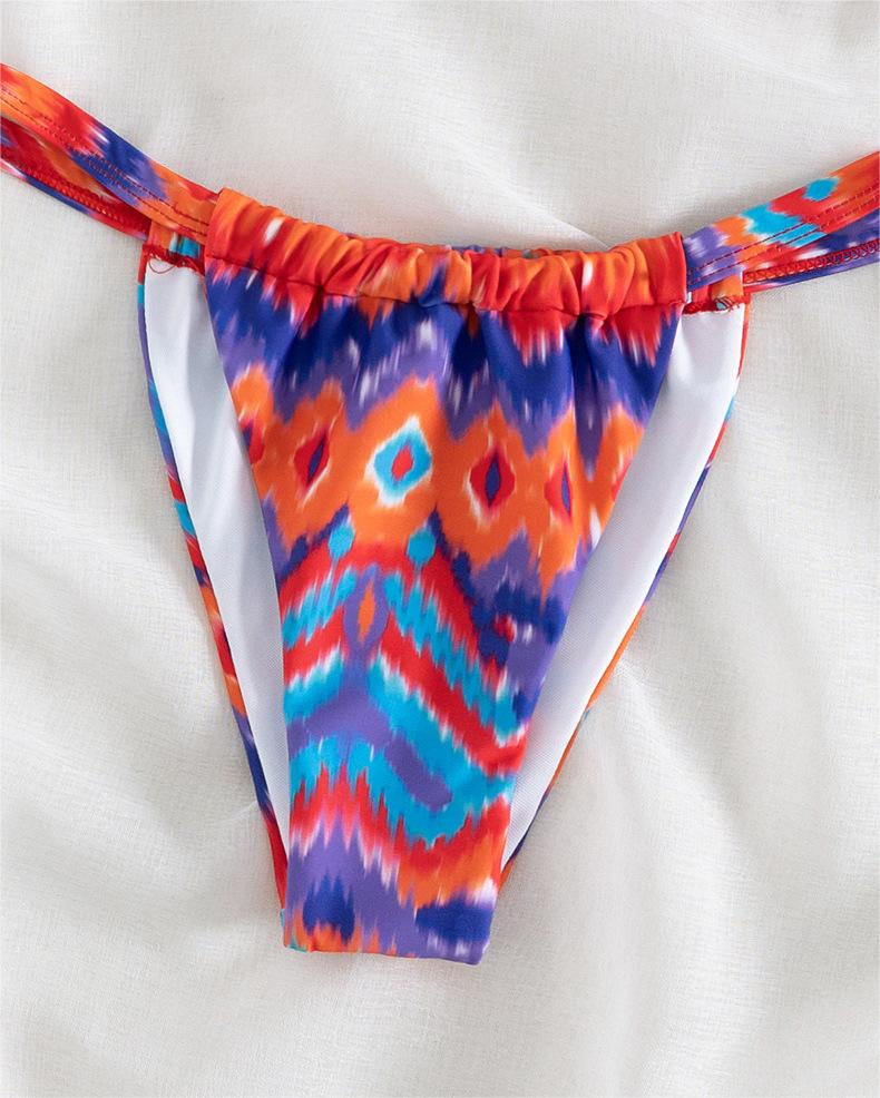 Traje de baño de bikini sexy con top de tubo estampado de tres puntos