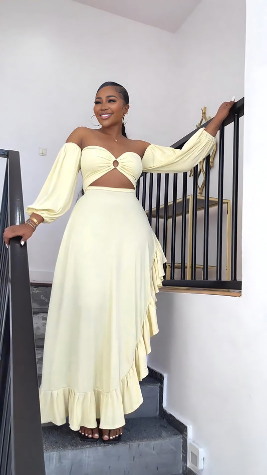 Robe bandeau sexy courte et asymétrique à volants et fente pour femme