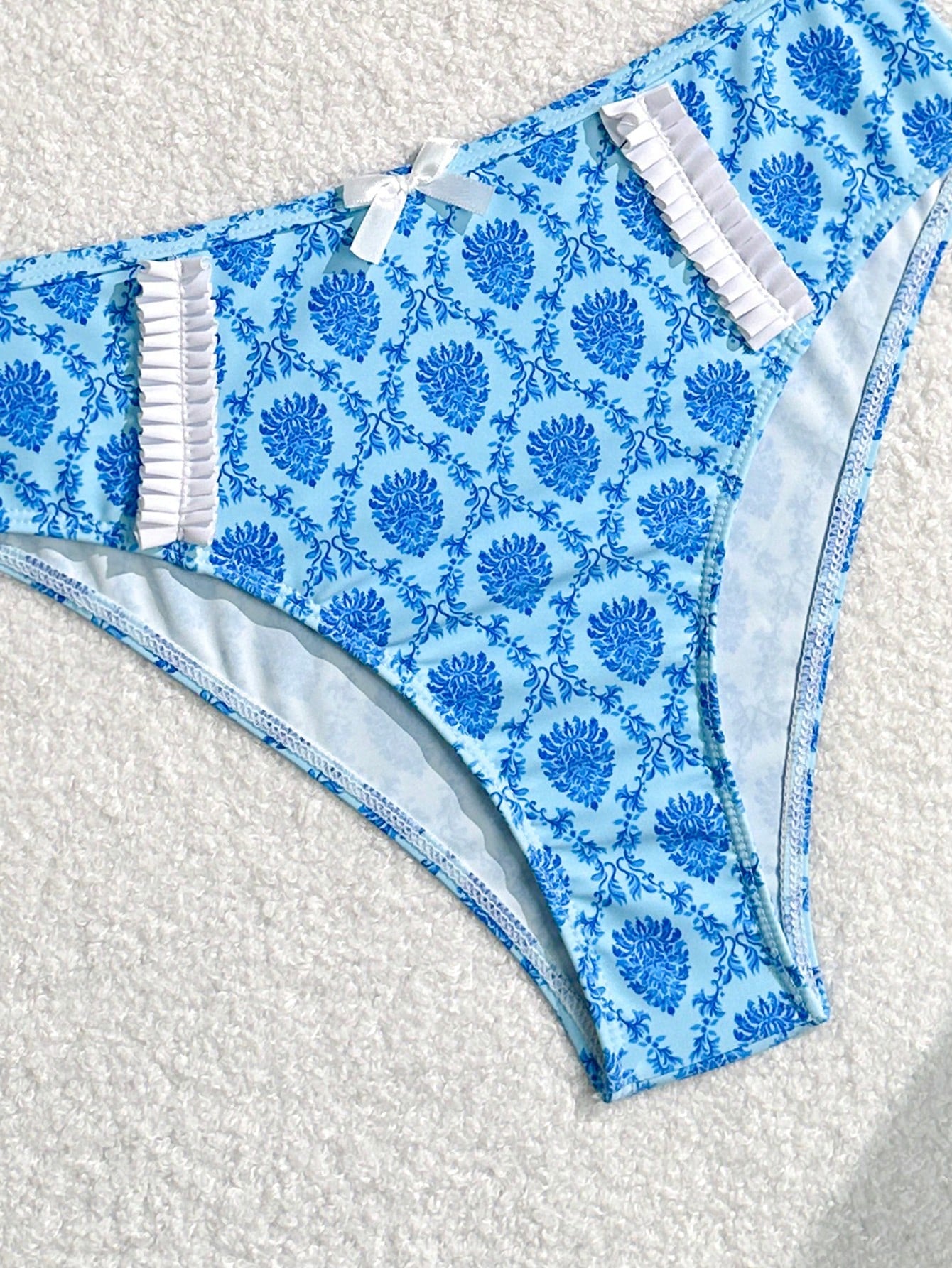 Conjunto de bikini con volantes y estampado floral de Bikinx para mujer para vacaciones