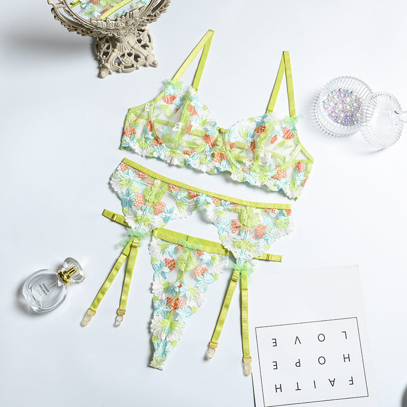 Supply Emerald Green Fresh Mesh Embroidery Sexy Three-Piece Set