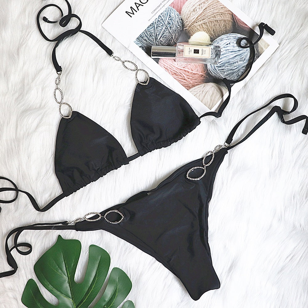 Bikini sexy con accesorios de metal y diamantes de imitación para mujer, traje de baño dividido, traje de baño liso con vendaje
