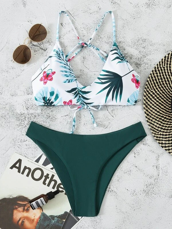 Dark green pattern