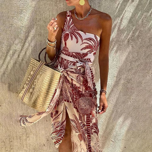 Traje de baño de una pieza con cinturón estampado y hombros inclinados para mujer