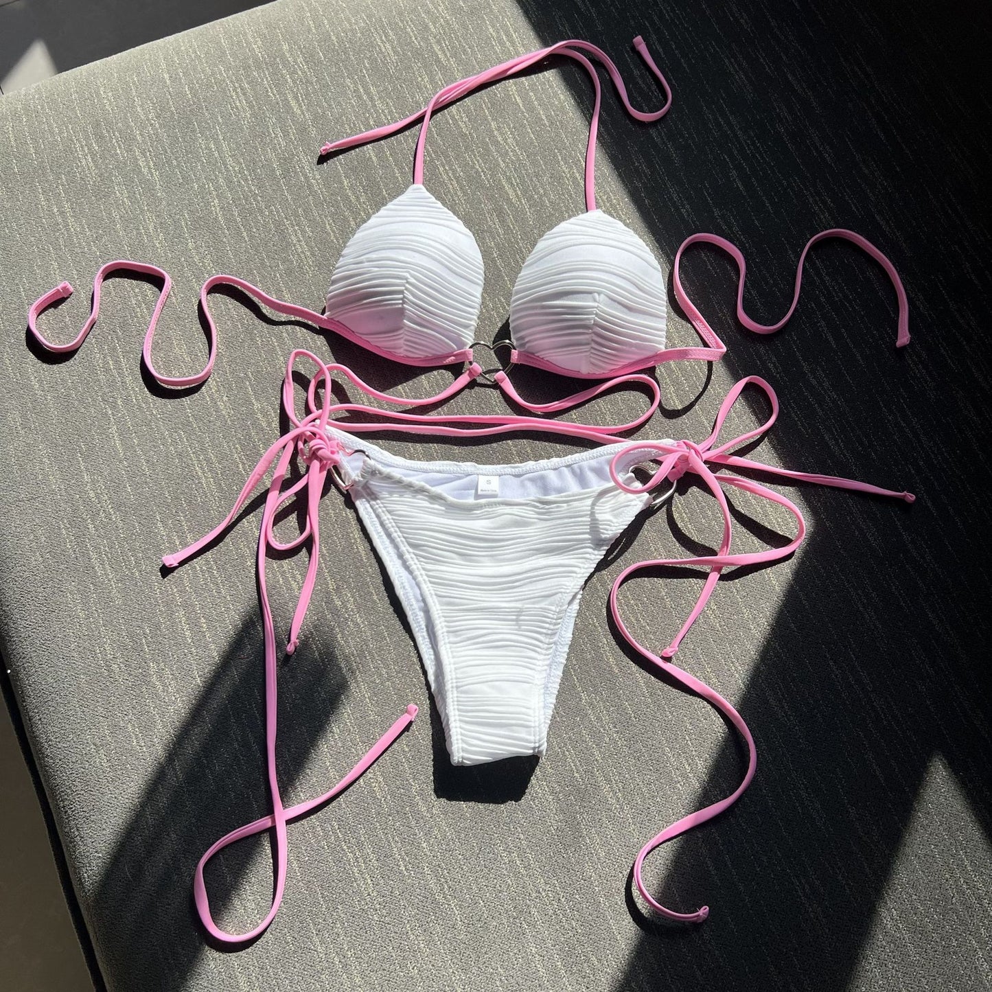 Traje de baño de bikini con copas duras y tirantes con cordón sexy Love