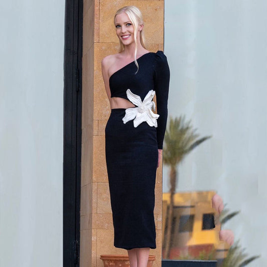 Vestido midi sexy con cuentas y mangas largas y un solo hombro