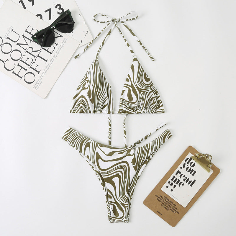 Traje de baño de bikini dividido con cordones y estampado digital multicolor para mujer