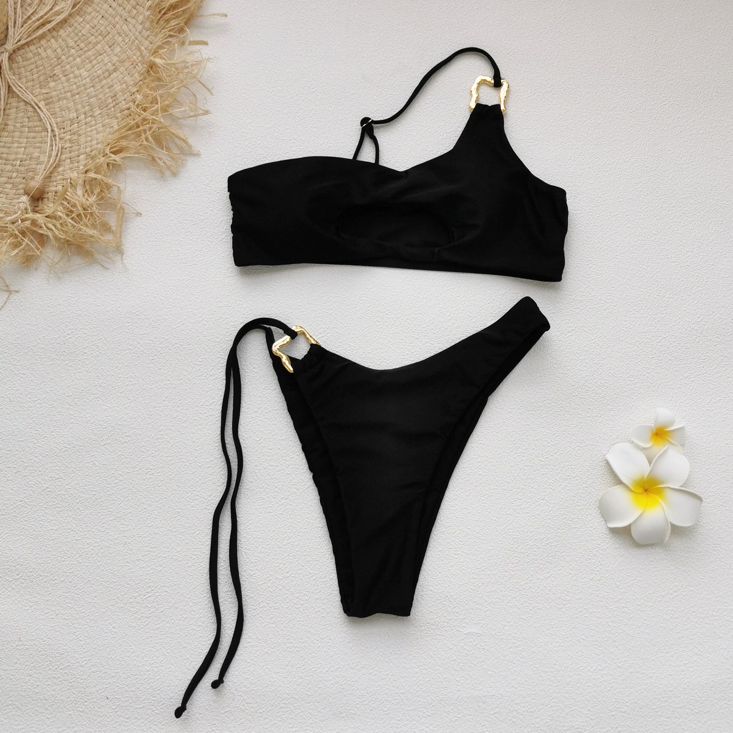 Pure Black Unilateral Strap Sexy Cutout Triangle Bikini Split Swimsuit Women Thunder