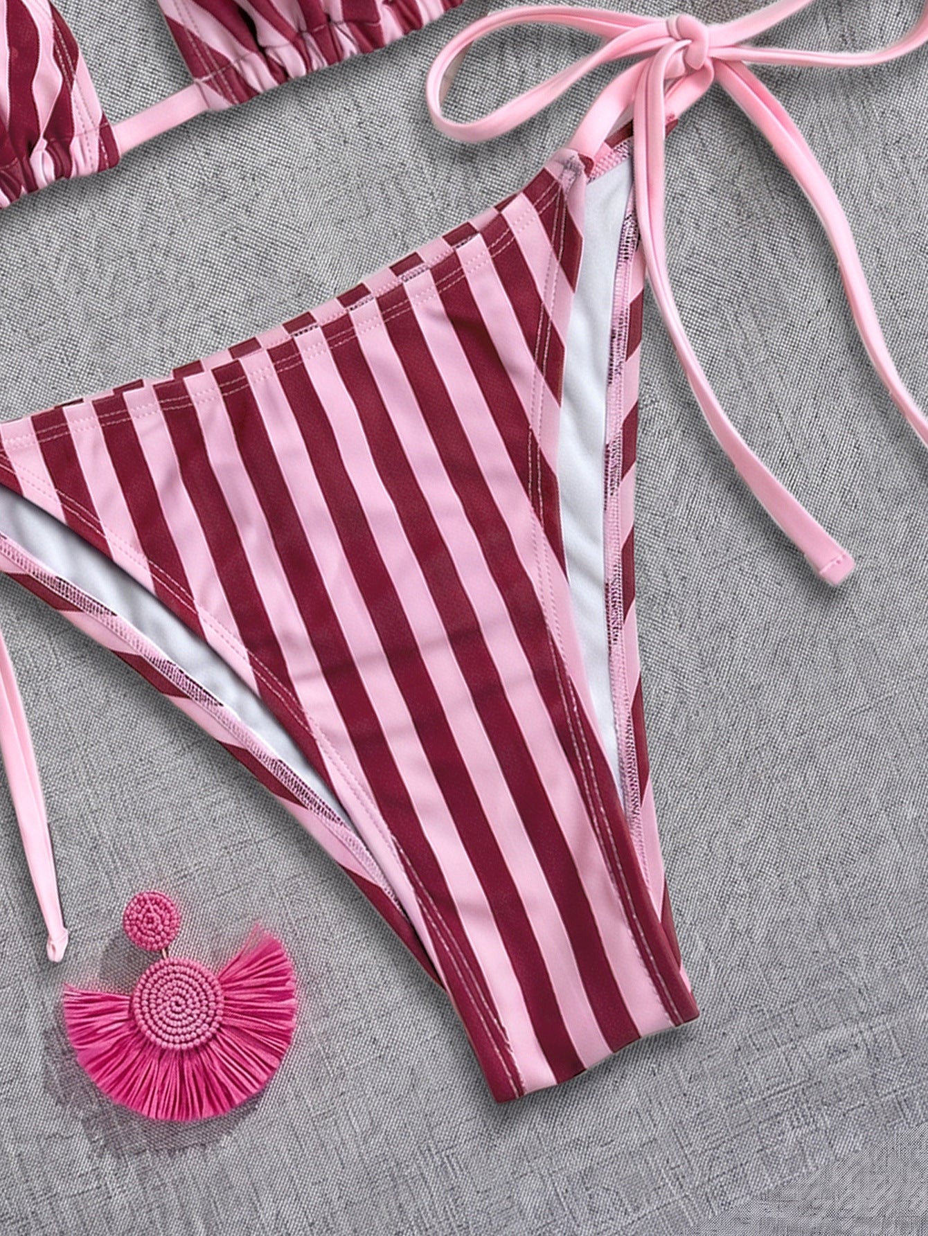 Women Striped Printed Bikini Halter Strap Sexy Split Bikini Seaside Swimwear WithWind