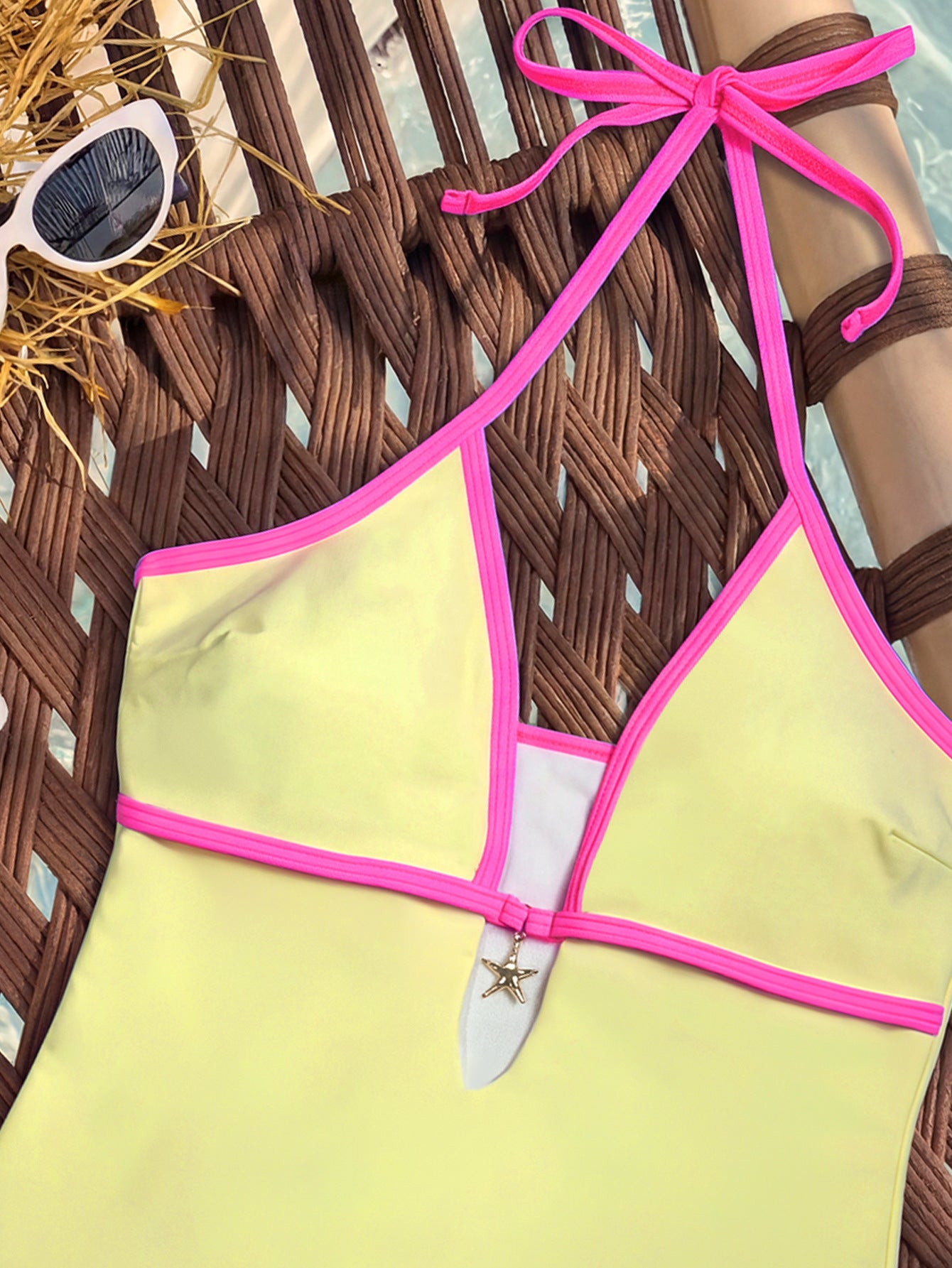One Piece Bikini Contrast Color Halter Lace up Chest Hollow Out Cutout out Small Embellished Sexy Bikini Women WithWind