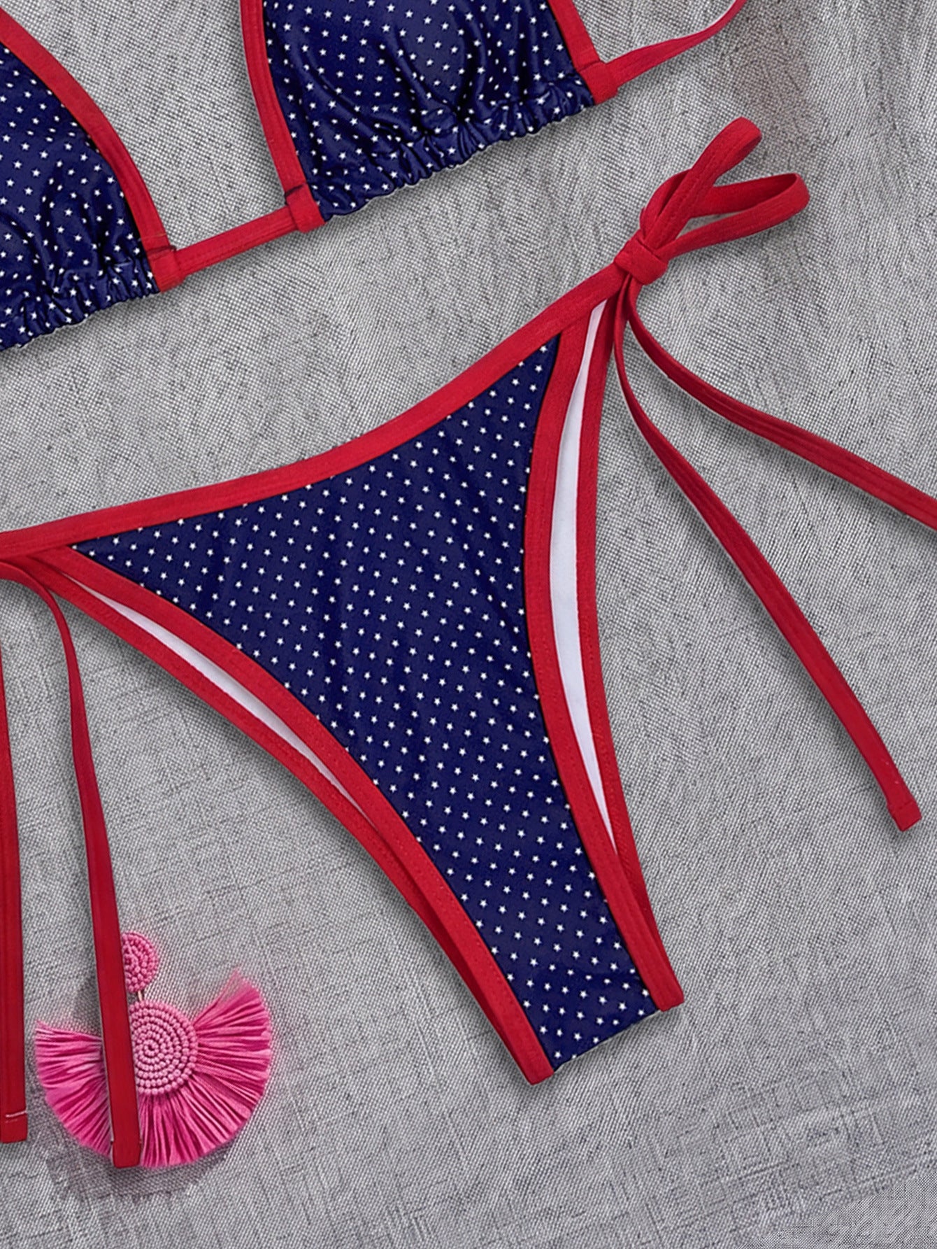 Contrast Color Printed Swimsuit Halter Strap Seaside Bikini Sexy Split Low Waist Bikini WithWind