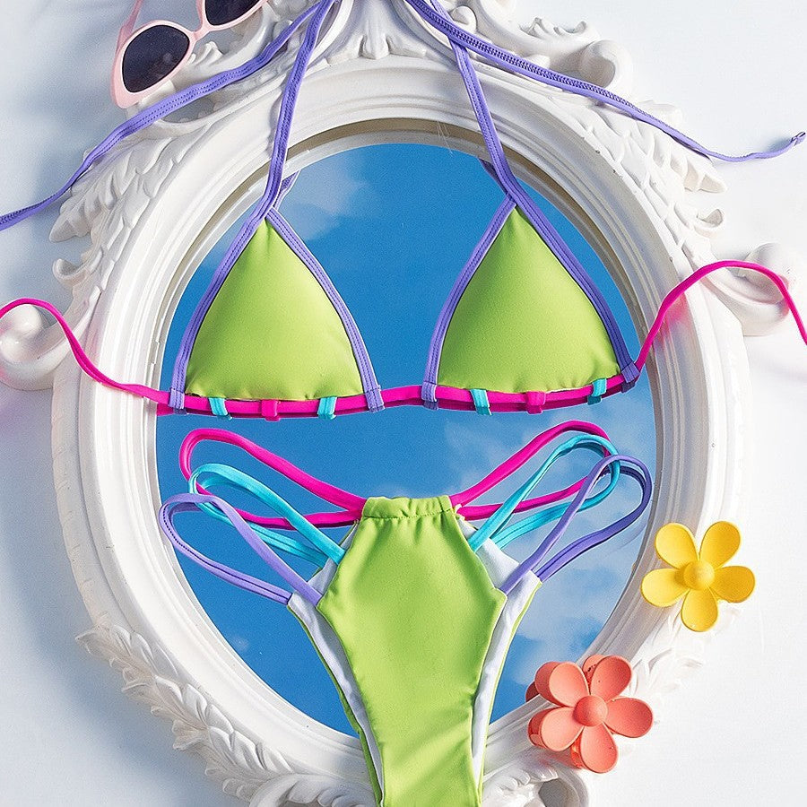 Traje de baño de dos piezas dividido con cuello halter y tirantes de cuerdas de colores para mujer