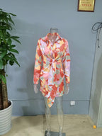 Vestido camisero de manga larga con botones y estampado digital para mujer.