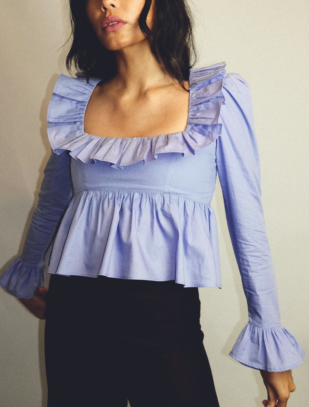 Camisa de manga larga con volantes de color liso para mujer de Summer Wind