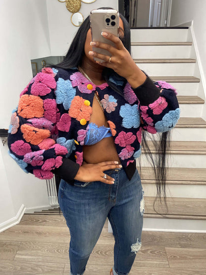 Cárdigan corto holgado con estampado floral tridimensional retro de otoño e invierno, abrigo de tendencia para mujer con clip 3D rosa