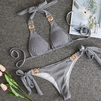 Traje de baño sexy de tela especial brillante con cristales y diamantes, bikini con tirantes dorados para mujer.