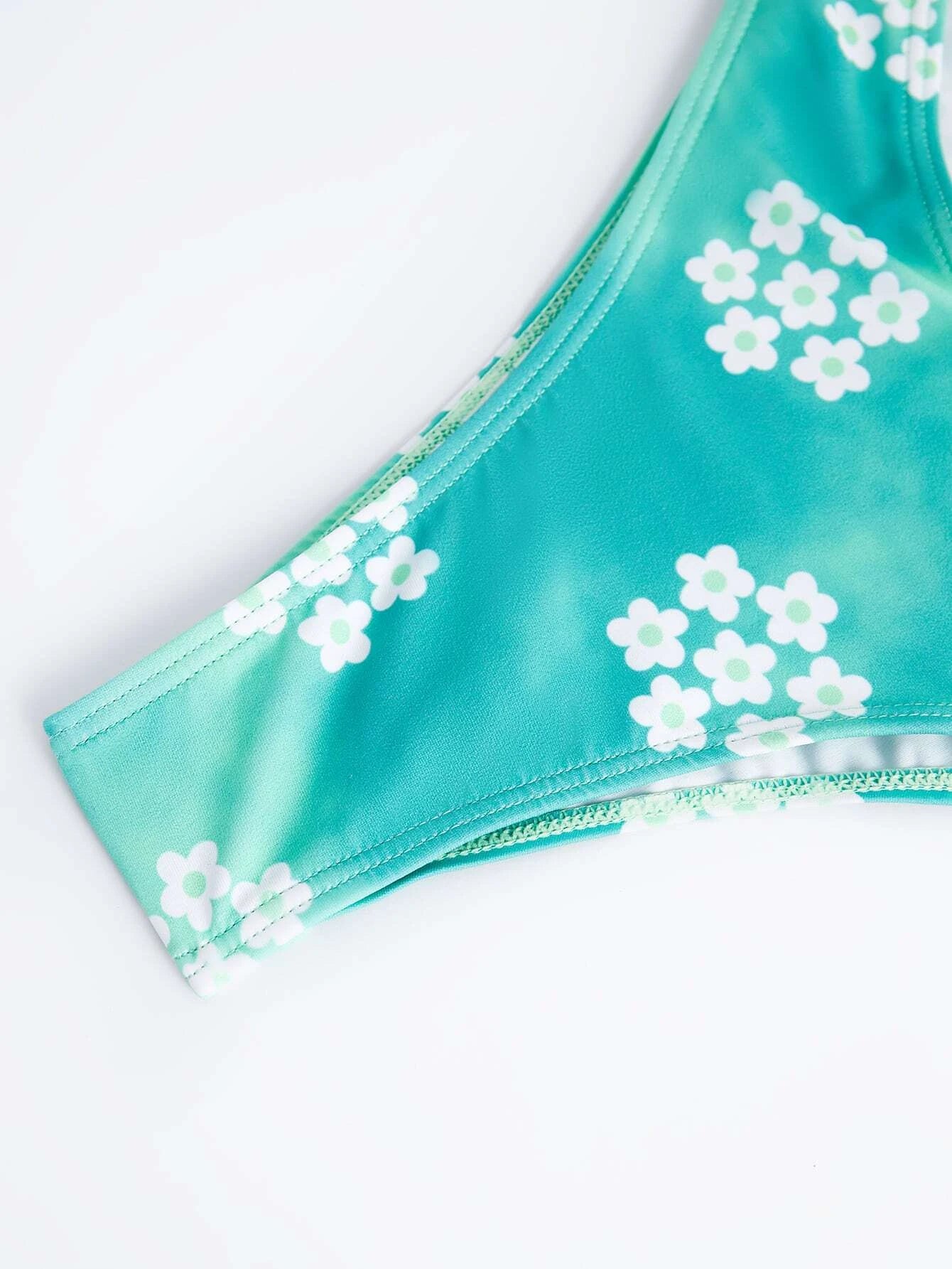 Traje de baño de bikini halter cruzado con estampado floral de Bikinx