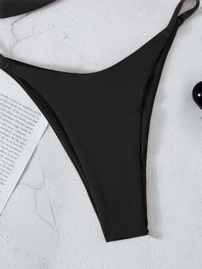 Traje de baño de color sólido con pecho plano, conjunto de bikini francés sexy