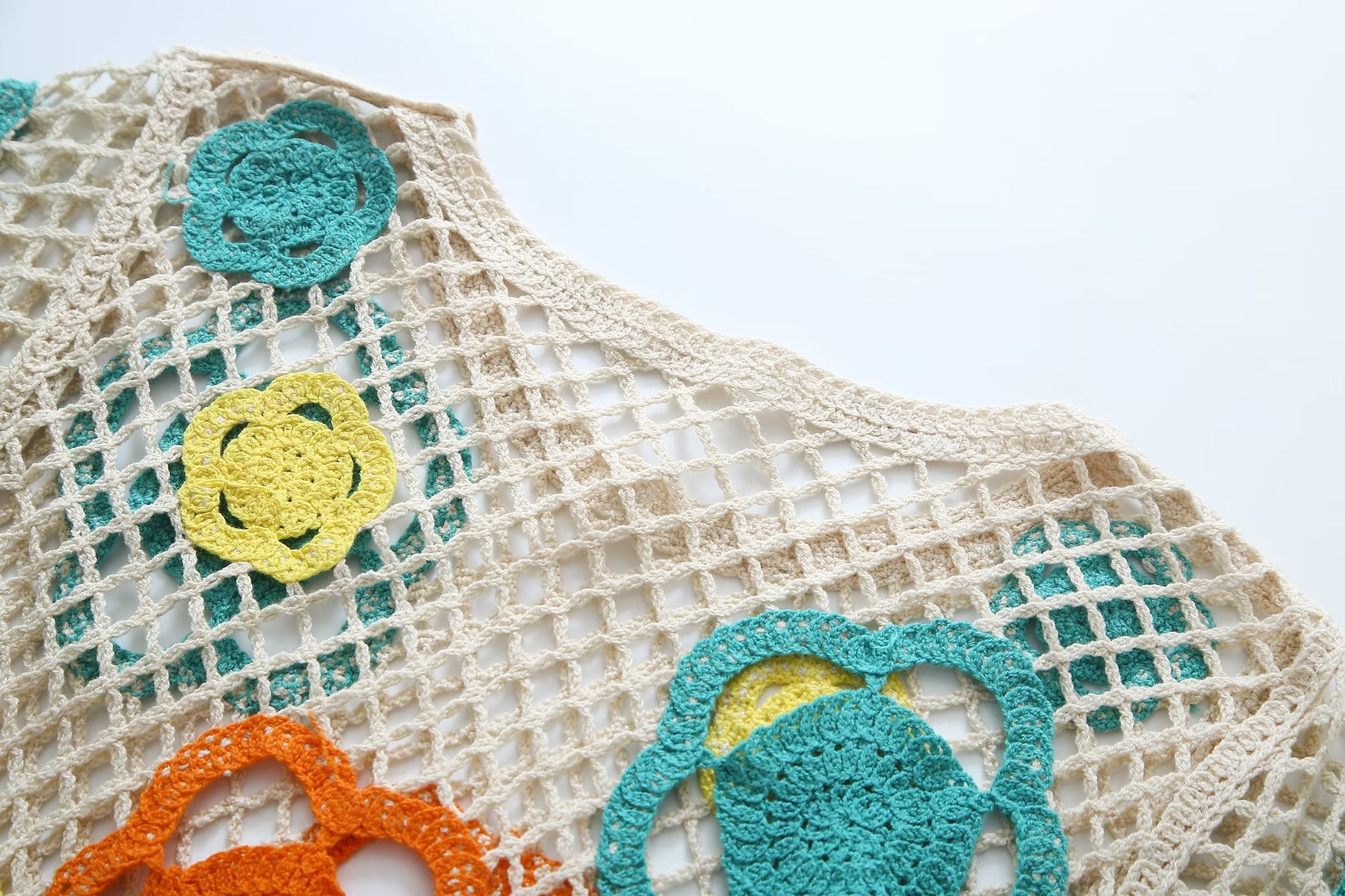 Robe courte d'été en maille crochetée pour femme