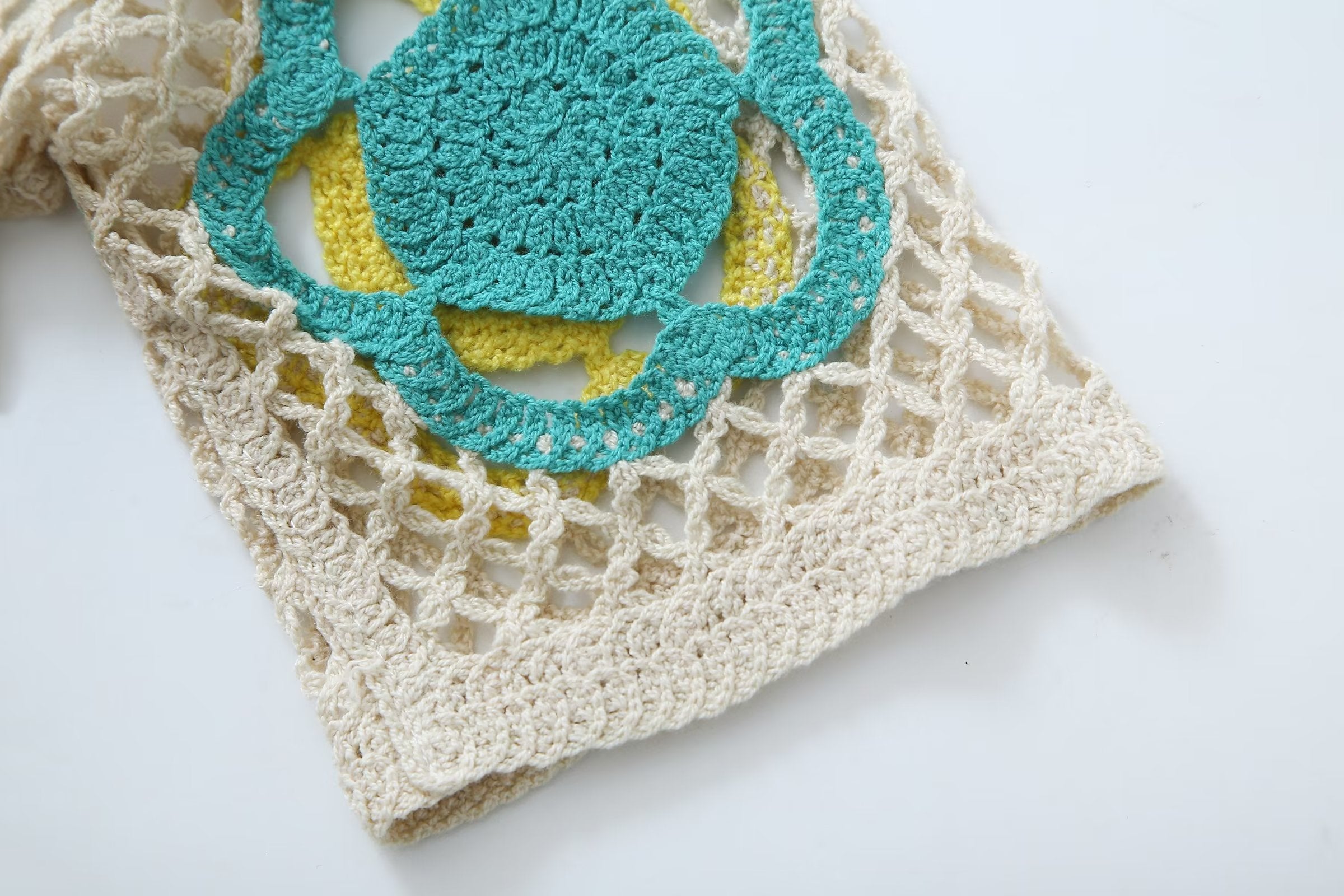 Robe courte d'été en maille crochetée pour femme