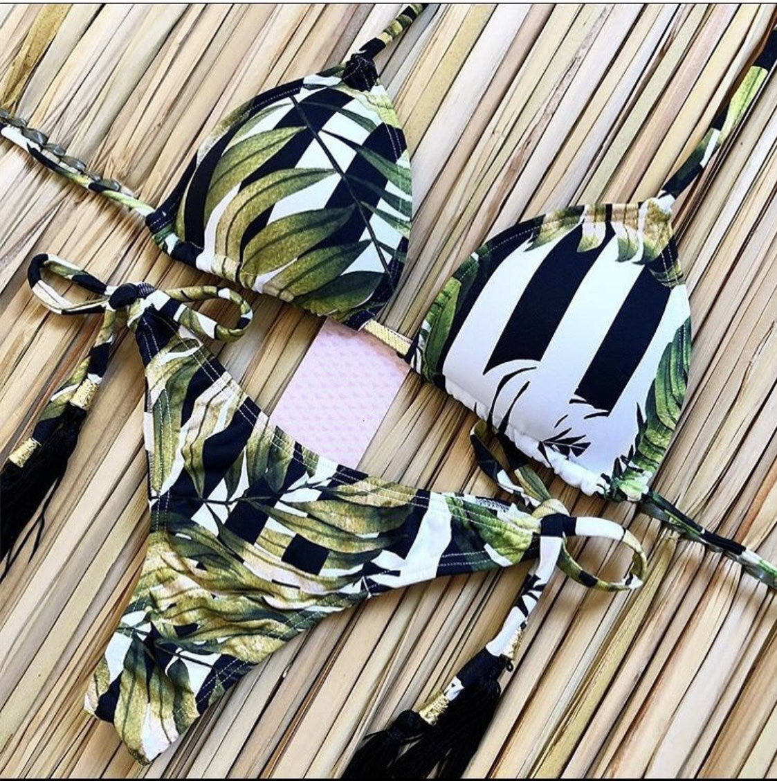 Traje de baño de bikini estampado con lazo