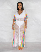 Robe d'été sexy en laine tricotée au crochet à la main avec pompons et couleurs assorties pour la plage