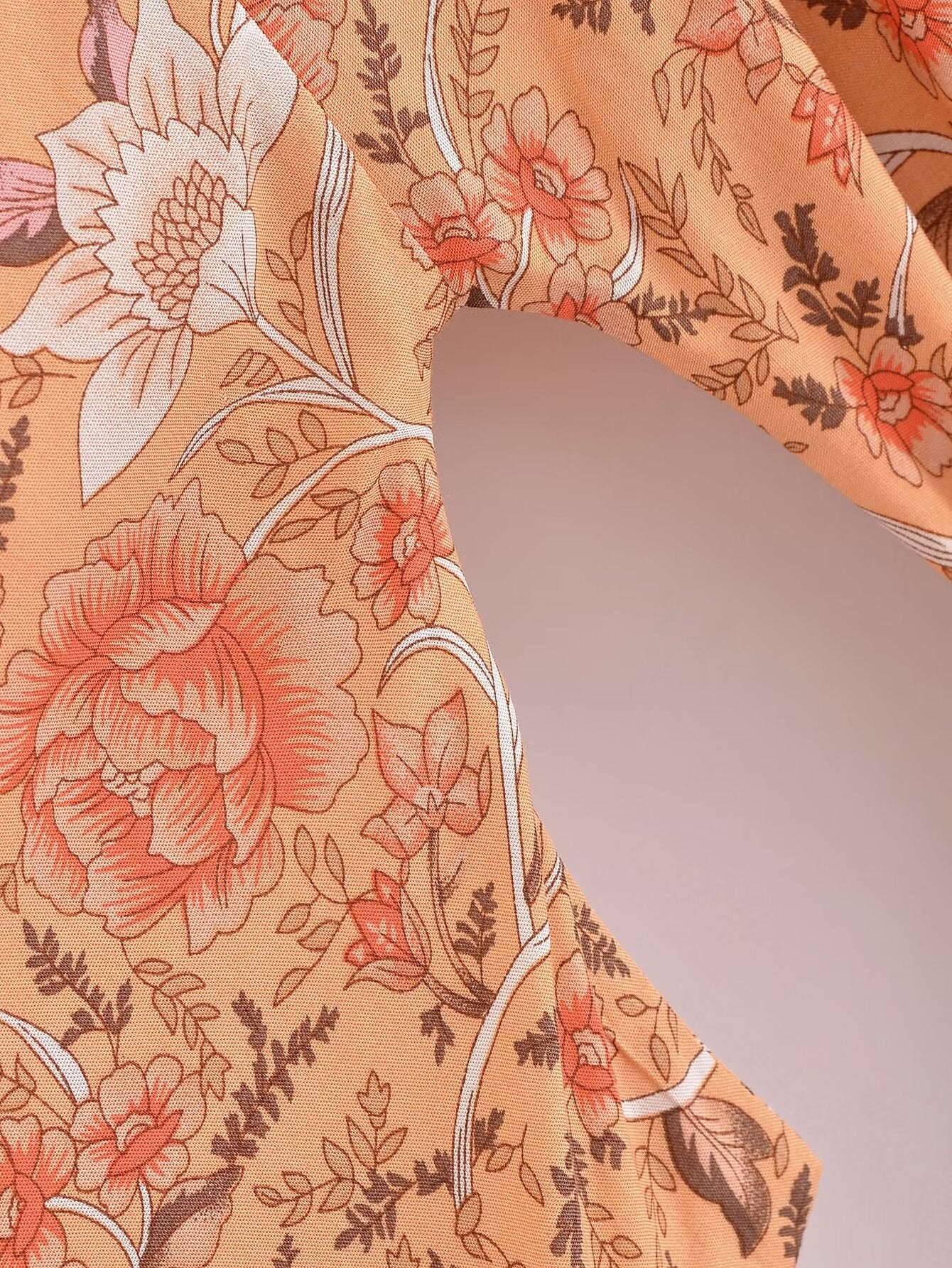 Cárdigan estampado de rayón, mangas sueltas, kimono corto con cordones