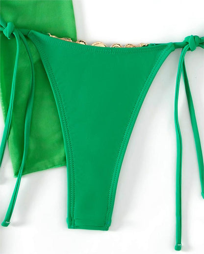Conjunto de bikini de tres piezas con cadena de metal sexy de color sólido