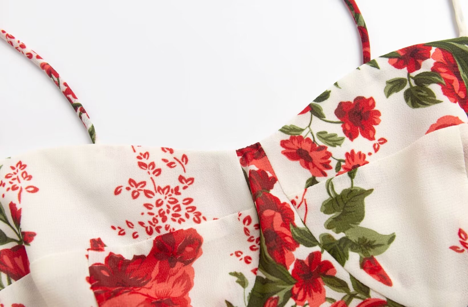 Summer French Tied Spaghetti Strap Short Dress High Grade Backless Red Floral Retro V neck Women Dress PullWind