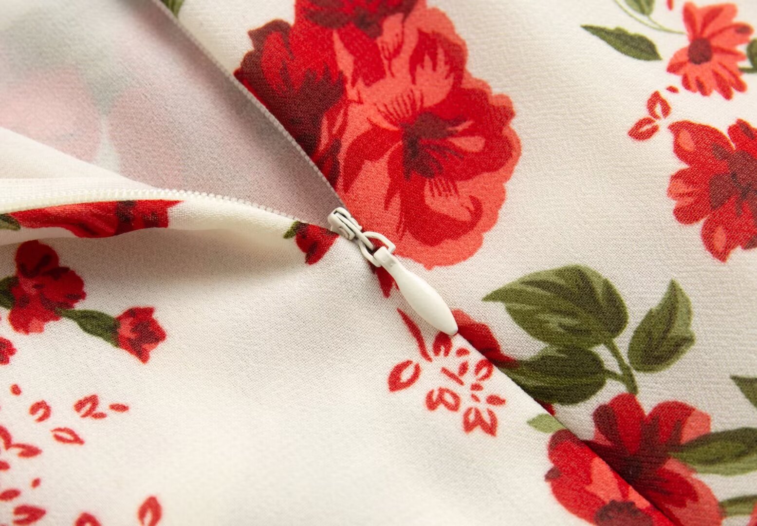 Summer French Tied Spaghetti Strap Short Dress High Grade Backless Red Floral Retro V neck Women Dress PullWind
