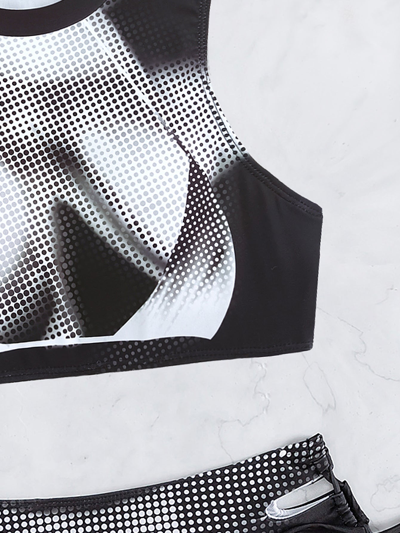 Bikini sexy para mujer, traje de baño deportivo blanco y negro con abertura
