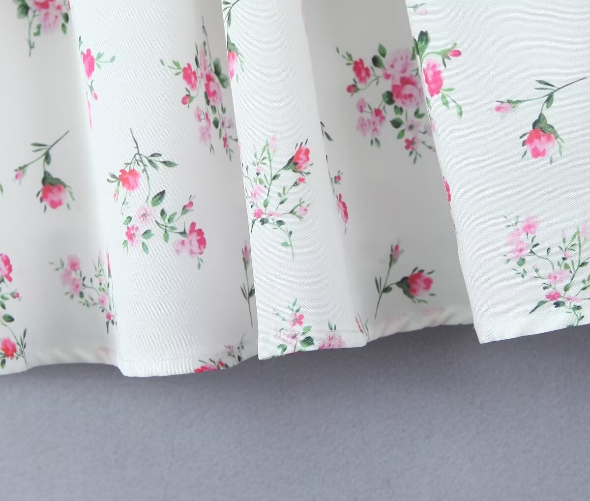 White Floral Strap Dress for Women Summer Sexy Sexy Pure Waist Tight Figure Flattering Puffy Dress ZDShop