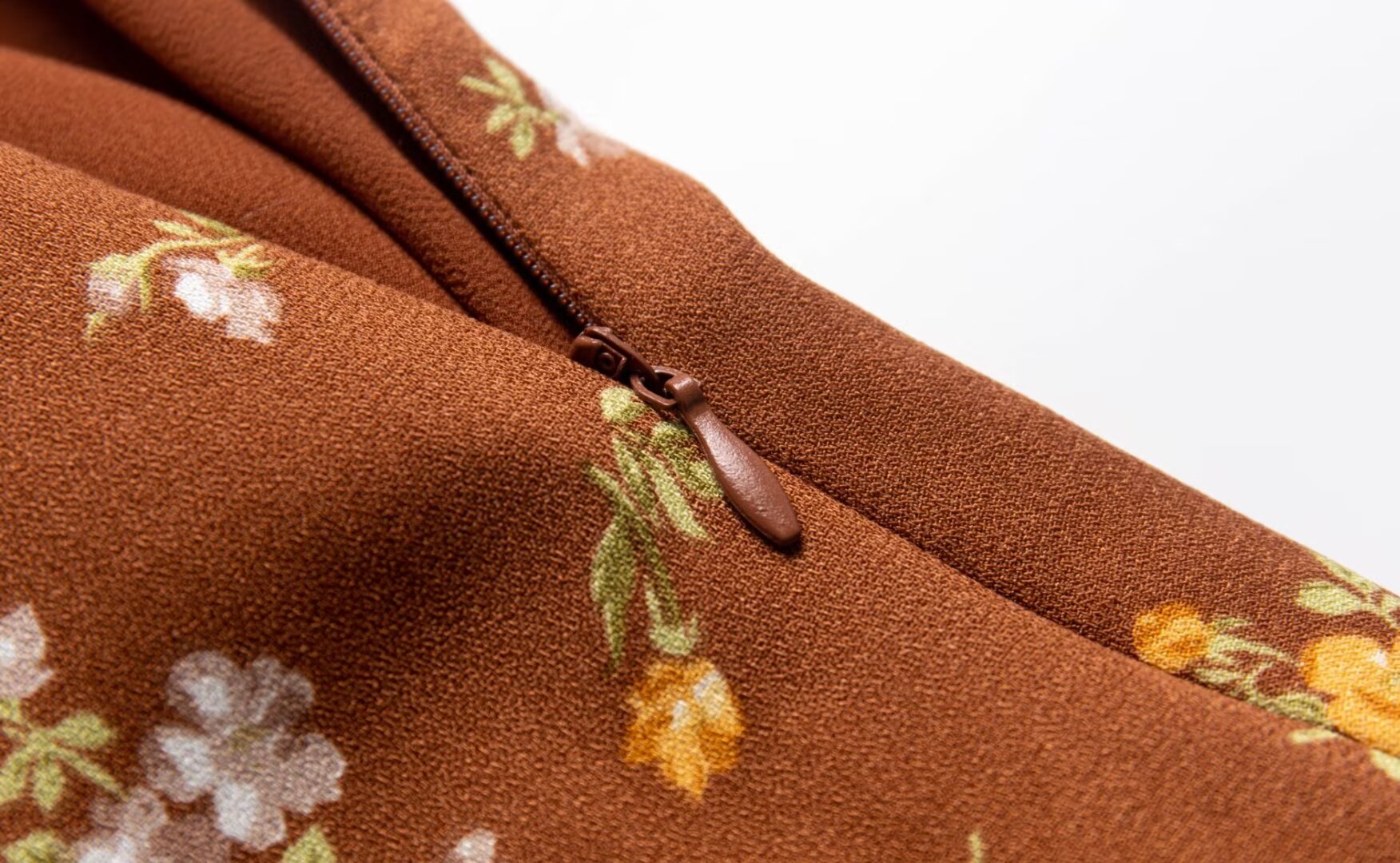 Early Spring French Vacation V Neck Strap Dress Brown Bottom Printed Cool Dress PullWind