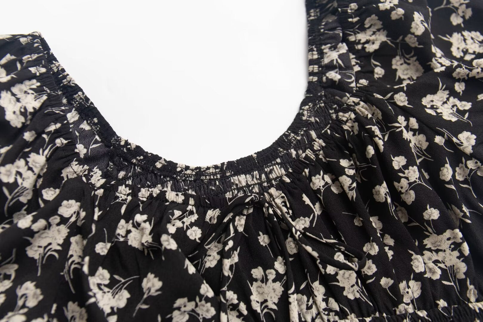 French Tea Break Square Collar Lace up Puff Sleeve Floral Dress Summer Tight Waist Slim Vacation Dress PullWind