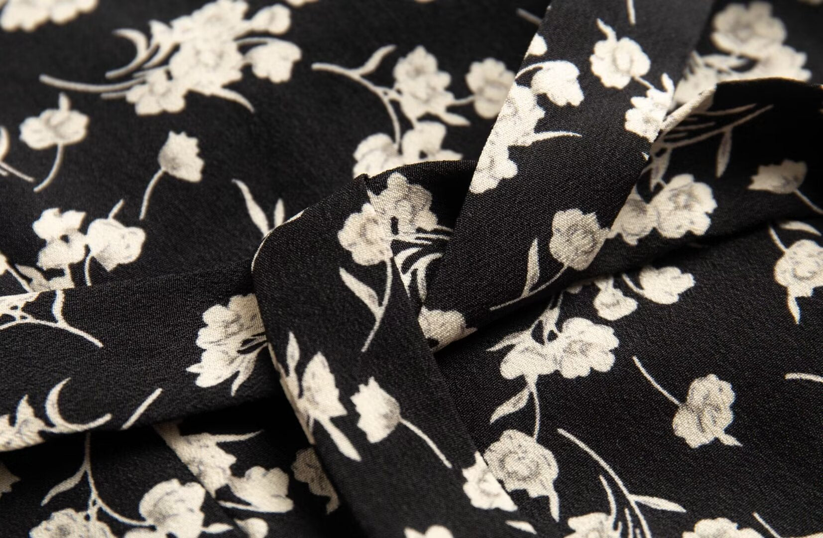 Floral Black Dress Women Spring Summer Mid Length Ruffled Dress PullWind