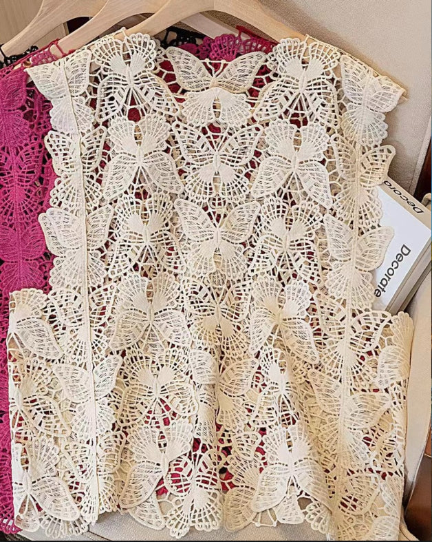 Cutout Sleeveless Blouse Crochet hook