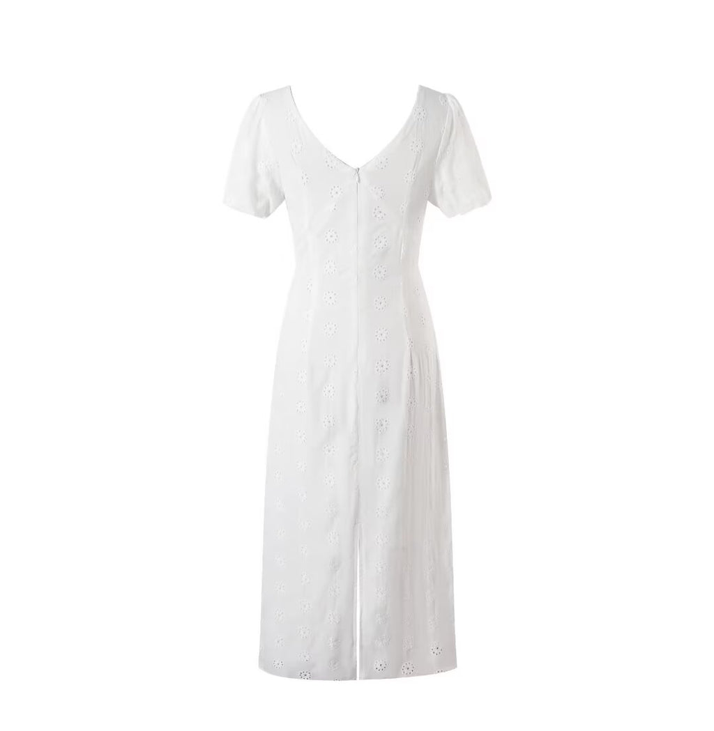 Summer High Grade Embroidered Dress Women Elegant Tied Waist Trimming Short Sleeved Long Dress PullWind