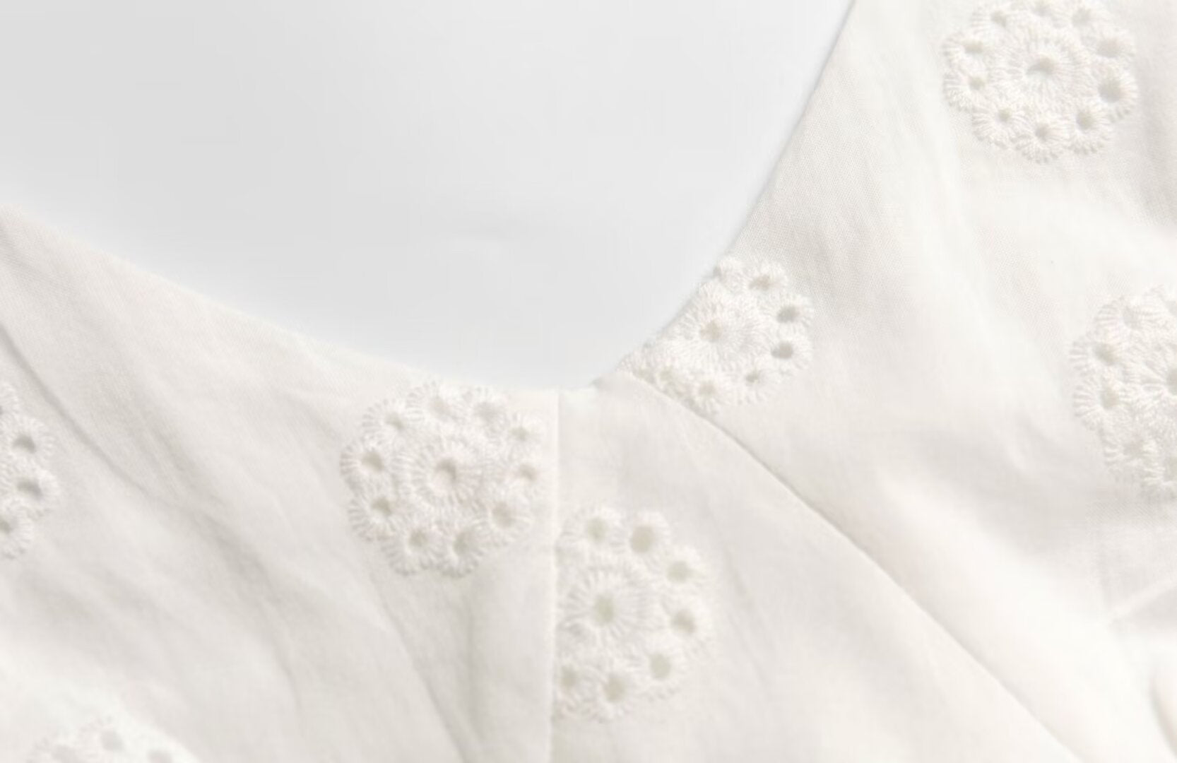 Summer High Grade Embroidered Dress Women Elegant Tied Waist Trimming Short Sleeved Long Dress PullWind