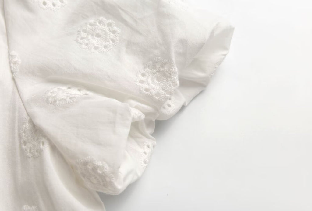 Summer High Grade Embroidered Dress Women Elegant Tied Waist Trimming Short Sleeved Long Dress PullWind