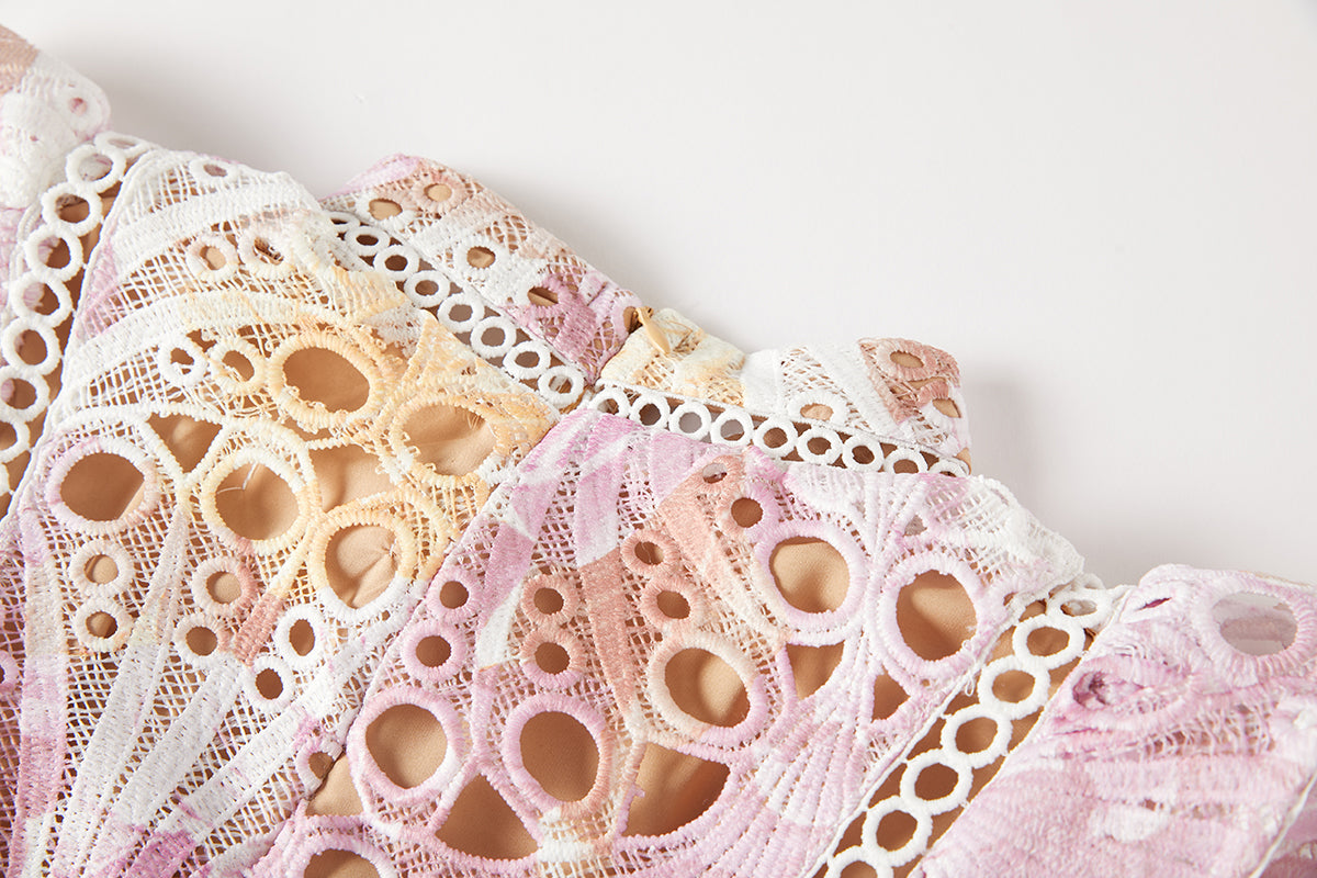 Heavy Industry Water Soluble Lace Stitching Lace Small Vertical Collar Flying Sleeve High Waist Dress ESUNG