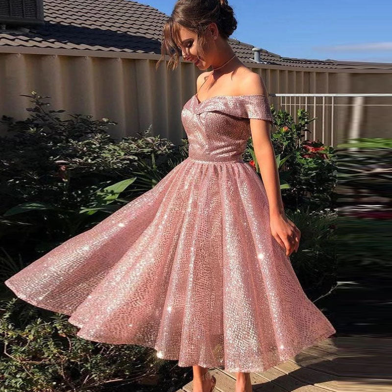 Robe de cocktail courte et sexy à col cintré pour femme