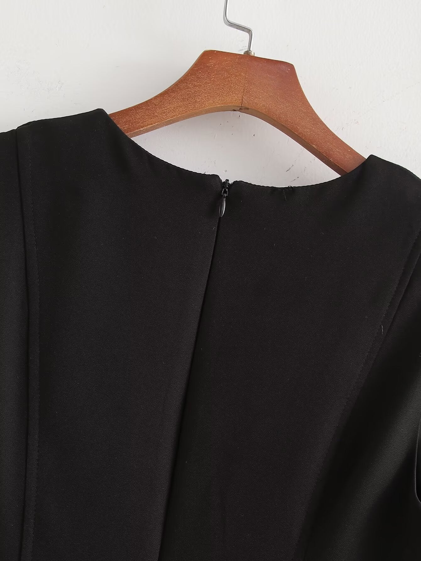 Autumn Winter Pleated Decorative Sleeveless Round Neck Midi Dress Women Intellectual Black Waist Tight Professional Dress FRIDAY