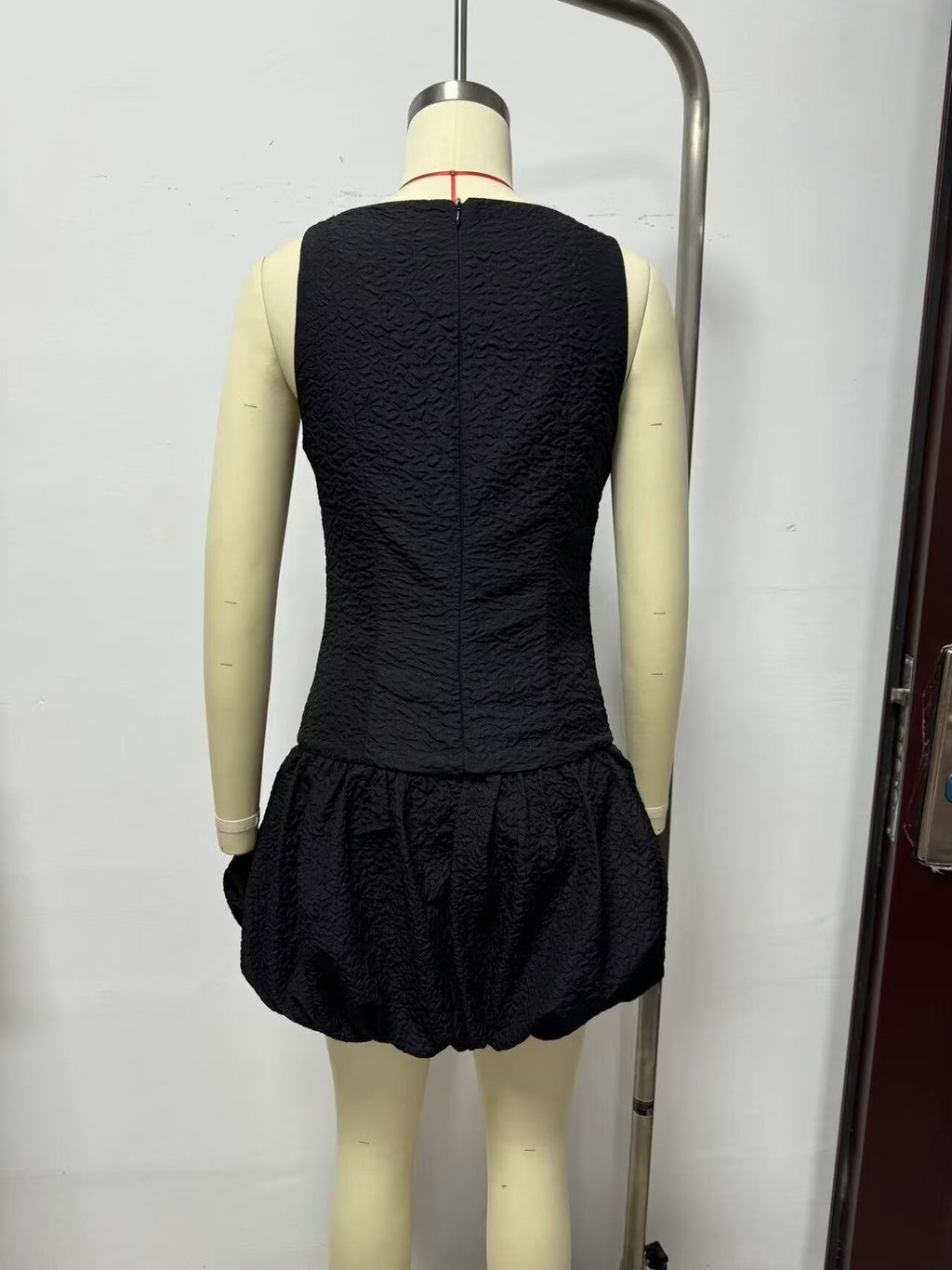 Women French Waist Display Wide Swing Short Sleeveless Dress Puffy dress FRIDAY