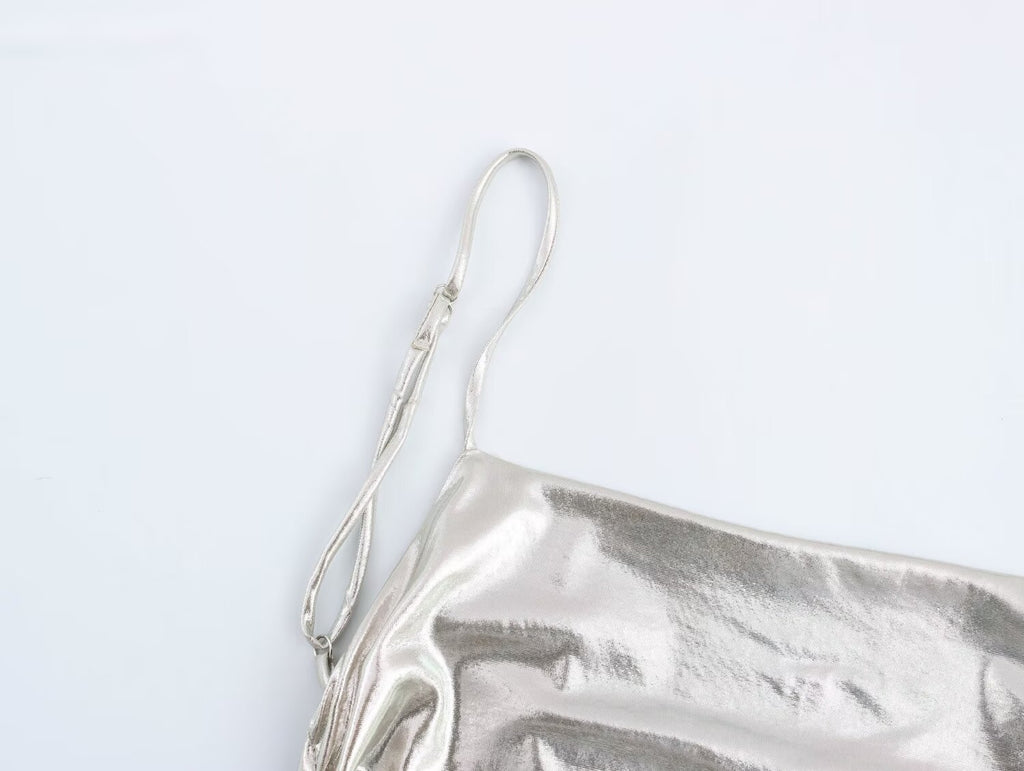 Robe plissée à fines bretelles en feuille métallique pour femme