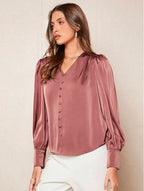 Pull-over à col V pour femme, en satin, idéal pour le bureau. Vêtements pour femmes en direct.