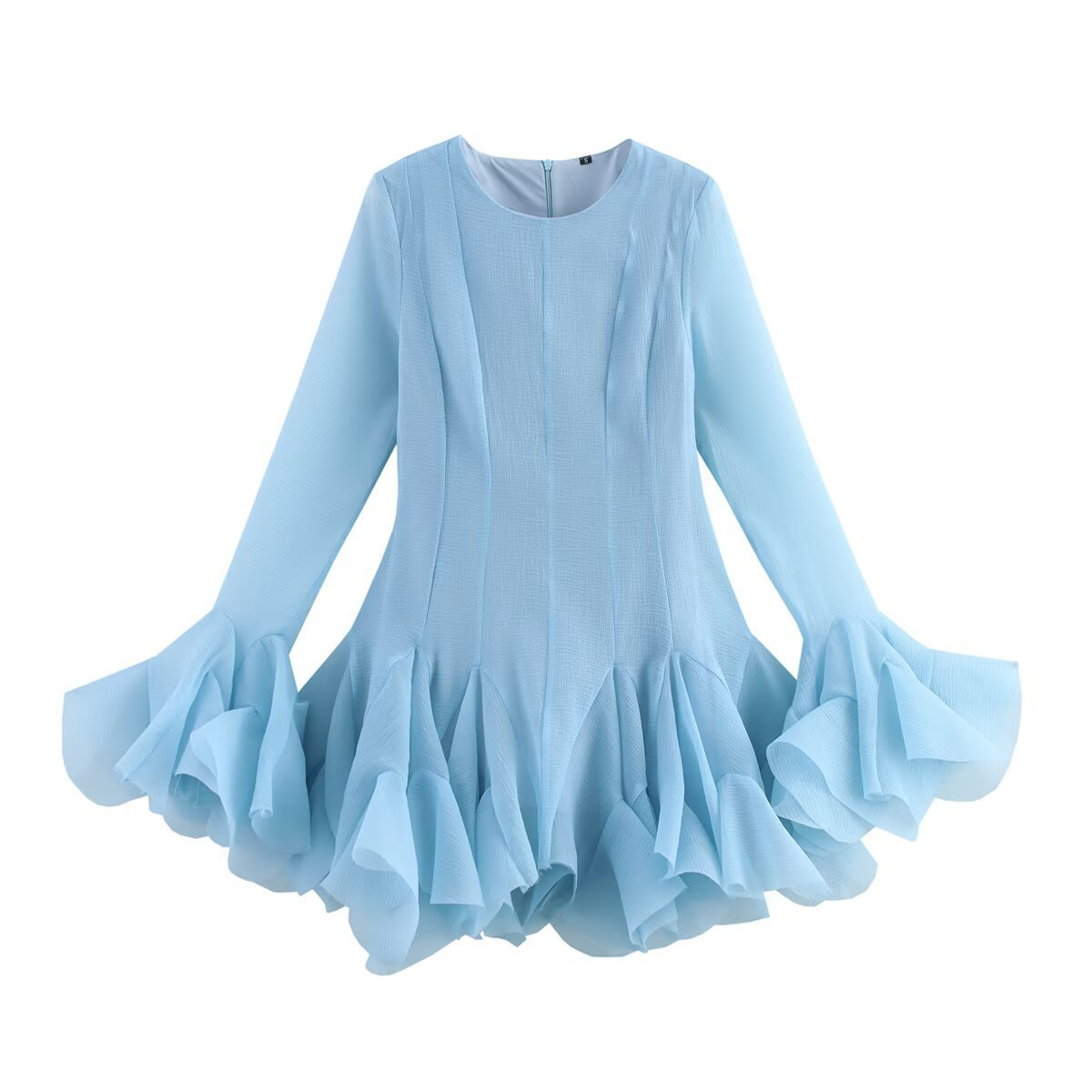 Vestido corto ajustado de tul con volantes laminados y cuello redondo, mangas acampanadas y corte entallado para verano