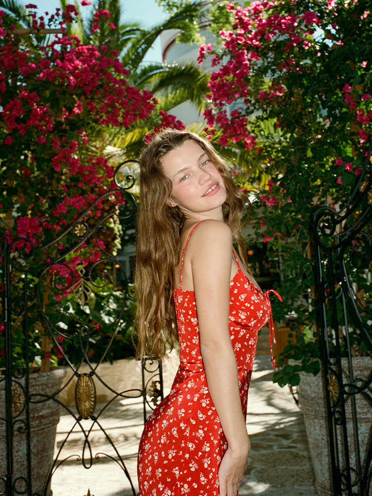 Spring Holiday Chest Drawstring Strap Floral Red Background Sling Dress PullWind