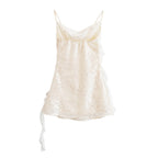 Vestido corto de verano con lentejuelas y decoración laminada