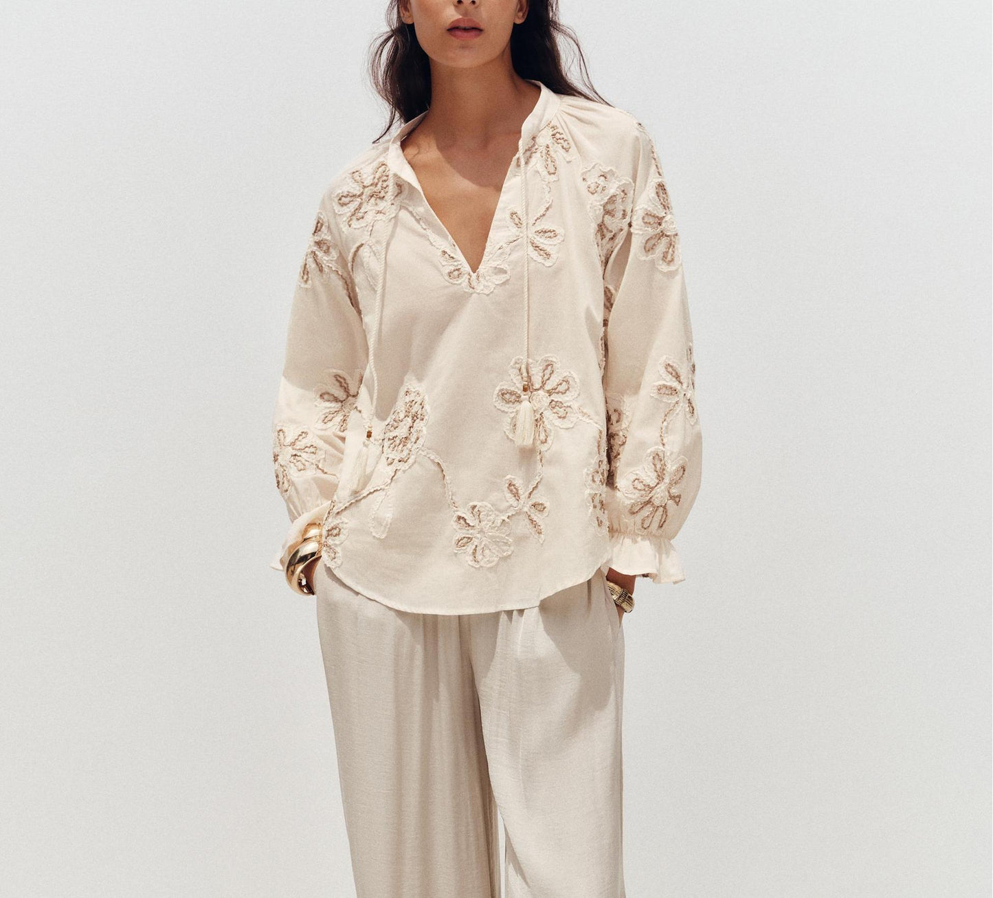Vêtements pour femmes Printemps Doux Chemise Mini brodée à fleurs délicates